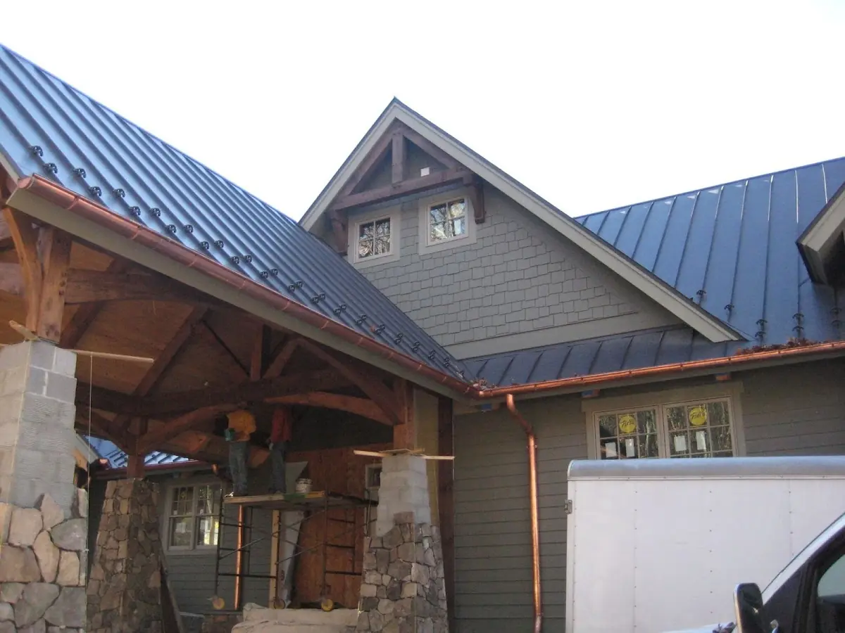 Craftsman Roofing team delivering quality roofing work in Longmeadow